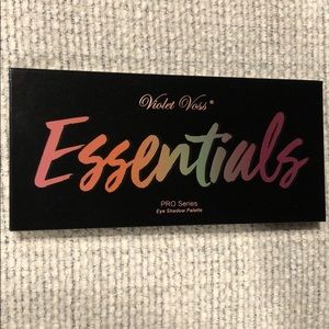 Violet Voss Essentials